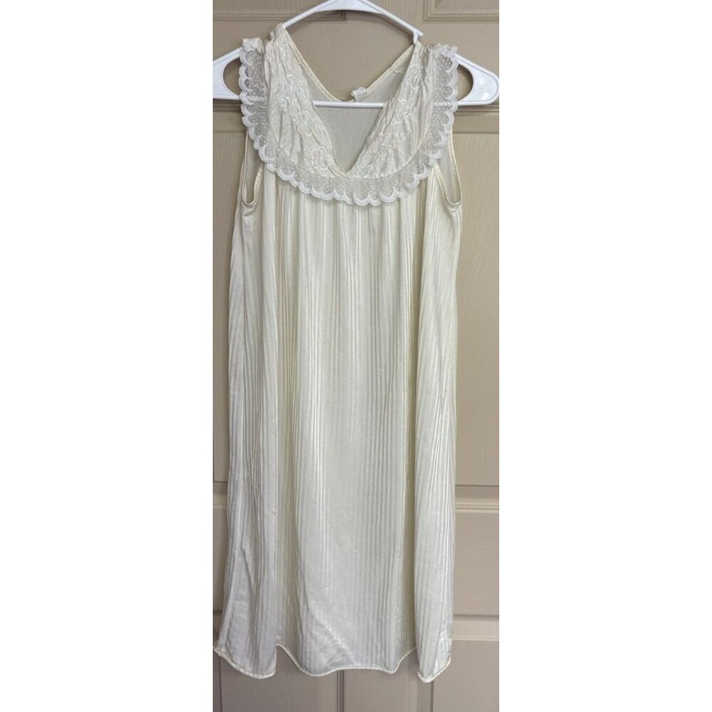 Vintage YELLOW Lace Nightgown EMBROIDERY Short Sleeves SMALL